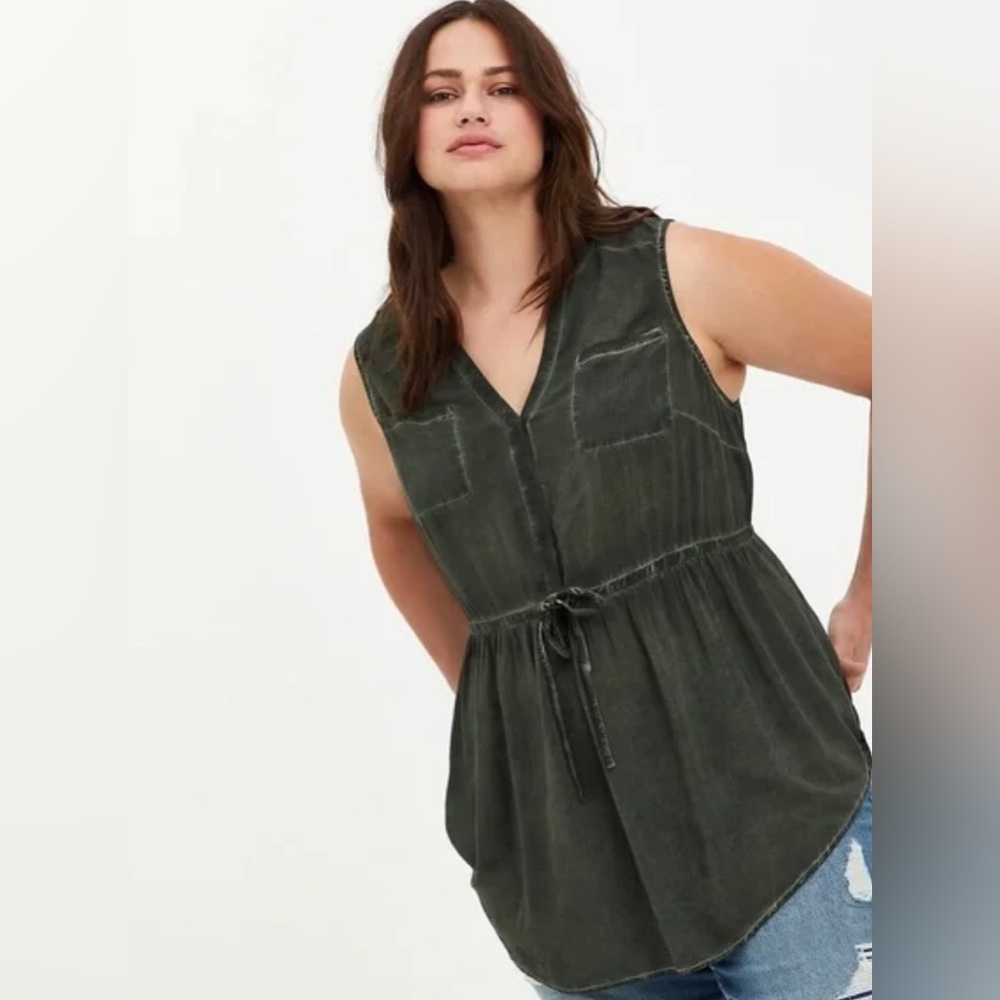 TORRID Emma Challis Olive Mineral Wash Babydoll Tunic sz 1